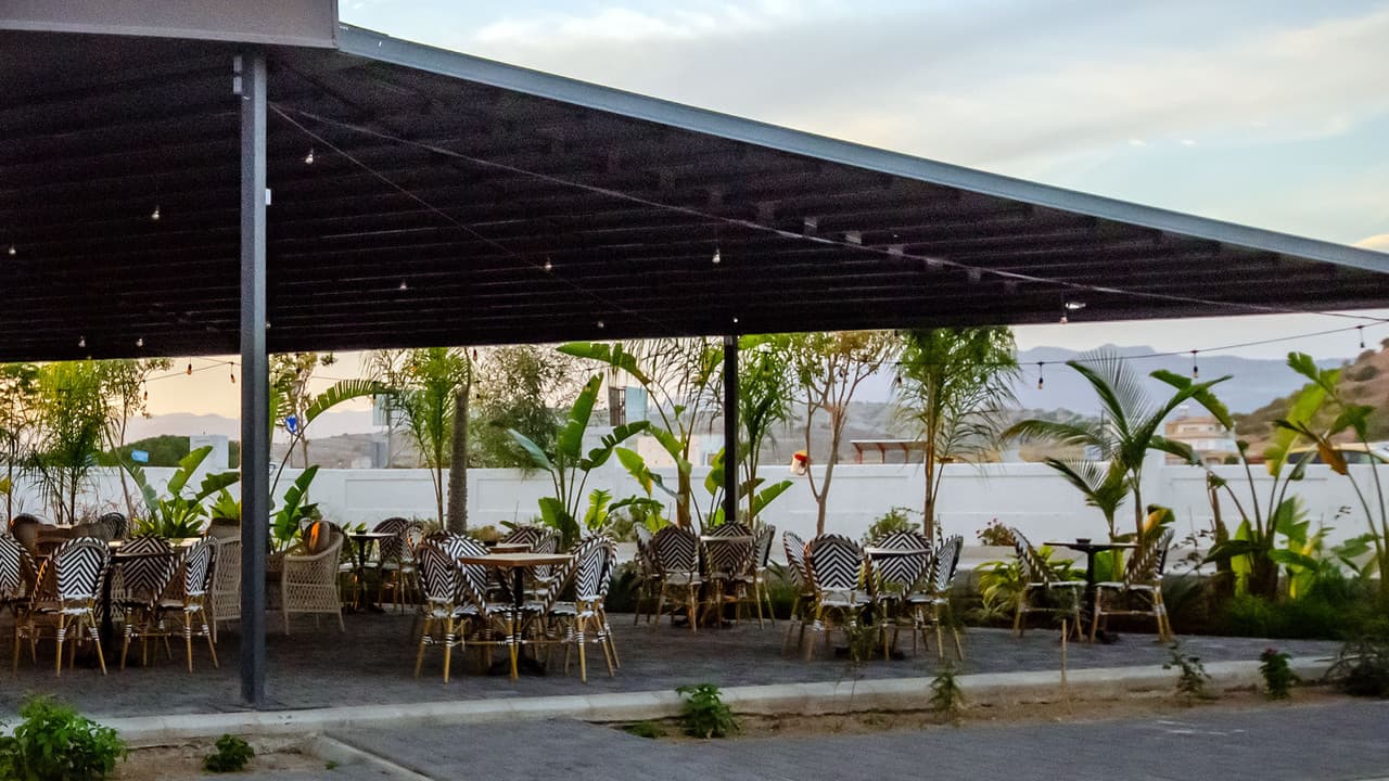 Caesar Blue, Cafe Paris (Boğaz) dans gecesi